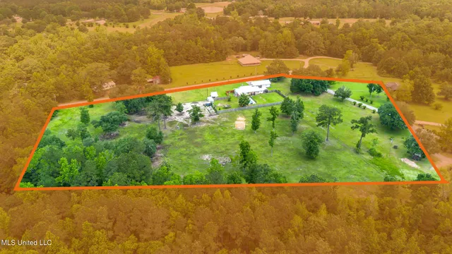 $370,000 | 11192 Willie Lee Road, Picayune, MS 39466