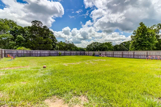 $370,000 | 11192 Willie Lee Road, Picayune, MS 39466