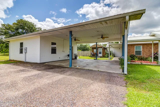 $370,000 | 11192 Willie Lee Road, Picayune, MS 39466