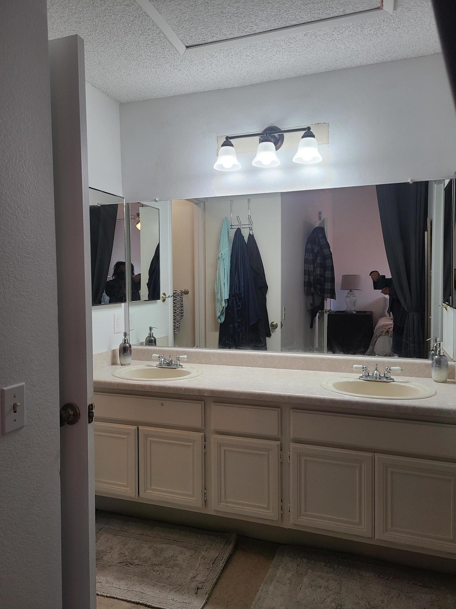 1243 Riverside Drive Lompoc, CA 93436 - Photo 19 of 24 1243 mstrbth2