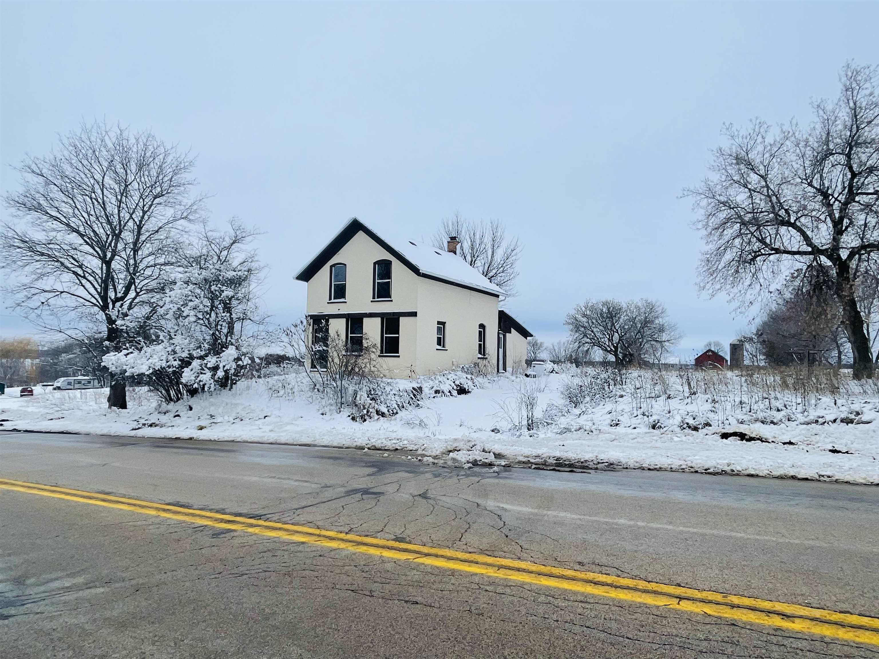 W3282 County Road B Hilbert, WI 54129 - Photo 3 of 3