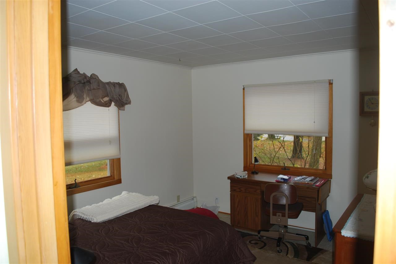 218 Bass Lake Road Traverse City, MI 49685 - Photo 8 of 26 1787258-7.JPG