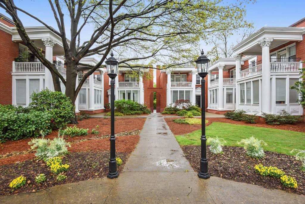 Virginia Hall is in the perfect location in Virginia Highlands!