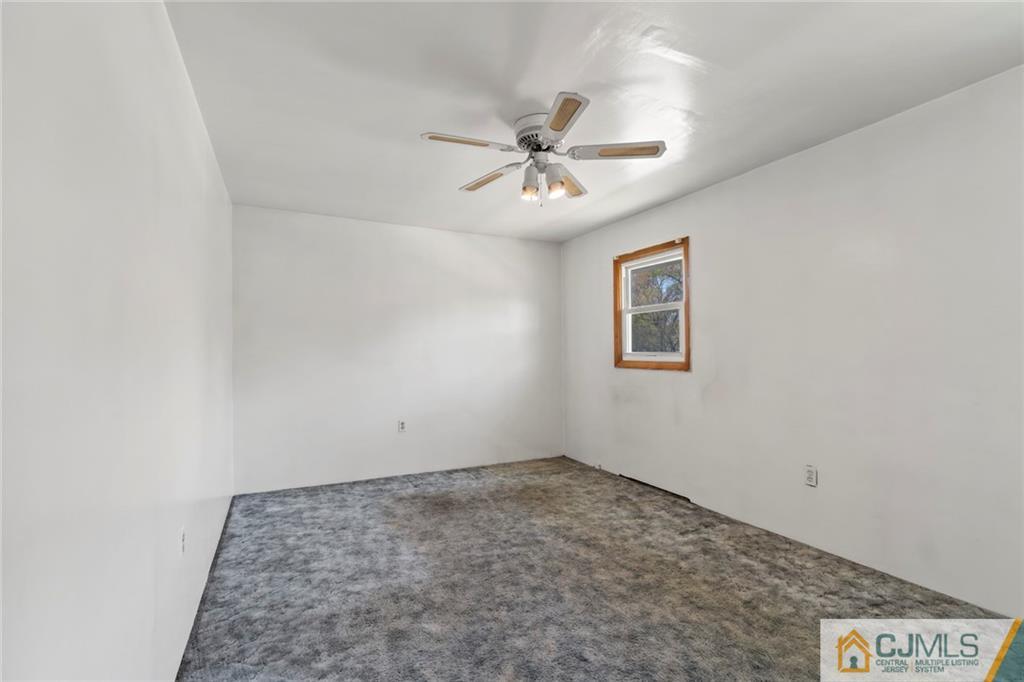 11 Darwin Road Old Bridge, NJ 08857 - Photo 12 of 22 Gallery Image 12