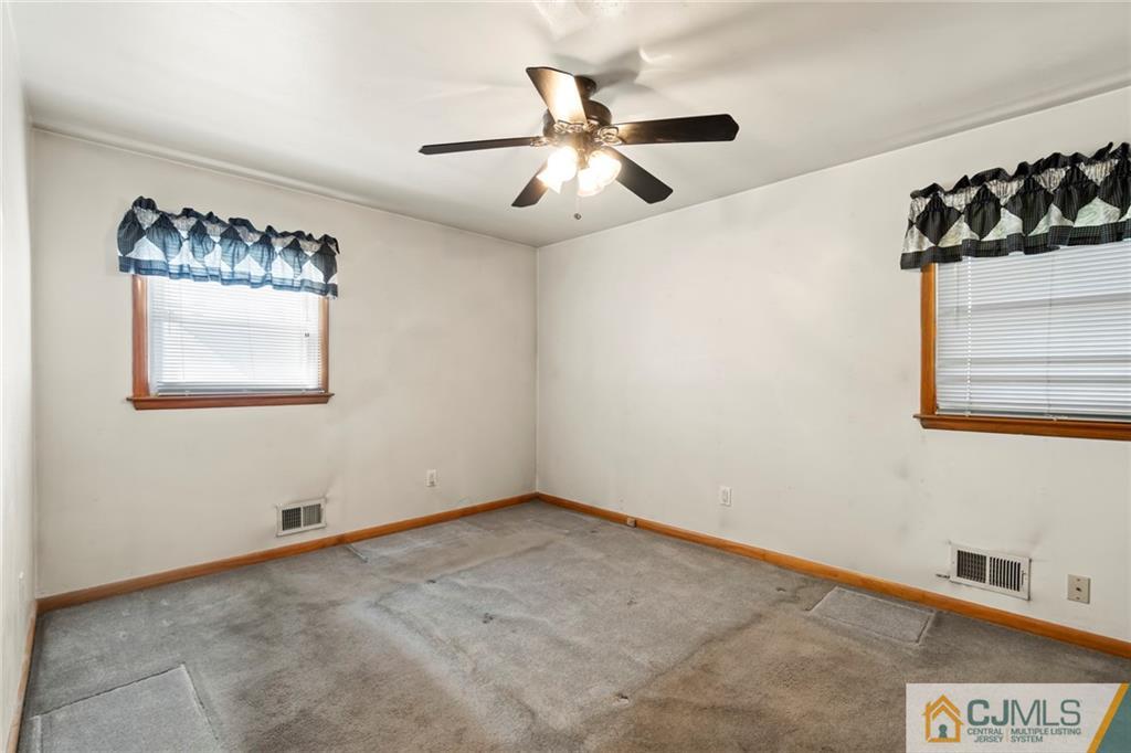 11 Darwin Road Old Bridge, NJ 08857 - Photo 9 of 22 Gallery Image 9