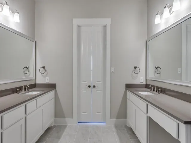 $568,117 | 5836 Fresco Drive, Fort Worth, TX 76123