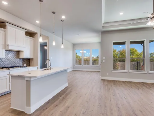 $568,117 | 5836 Fresco Drive, Fort Worth, TX 76123