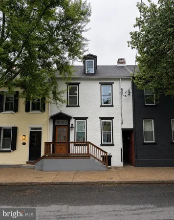 $369,900 | 119 North Plum Street, Lancaster, PA 17602