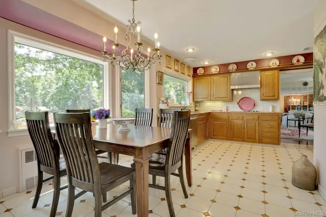 $2,899,000 | 24 Rolling Hill Road, Old Westbury, NY 11568