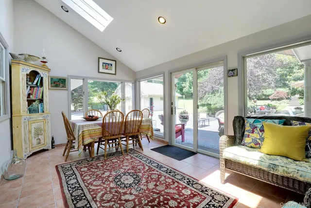 $2,899,000 | 24 Rolling Hill Road, Old Westbury, NY 11568