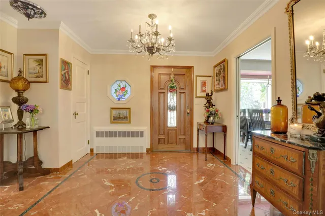 $2,899,000 | 24 Rolling Hill Road, Old Westbury, NY 11568