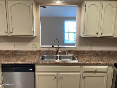 8027 Intervale Way Powell, TN 37849 - Photo 6 of 20 thumbnail (15)