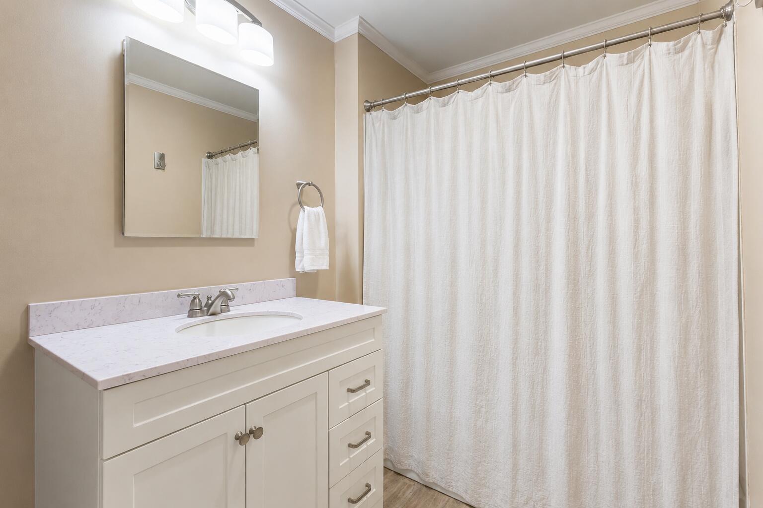 31 Dill Street Lewiston, ME 04240 - Photo 8 of 17 Bathroom - Virtually enhanced