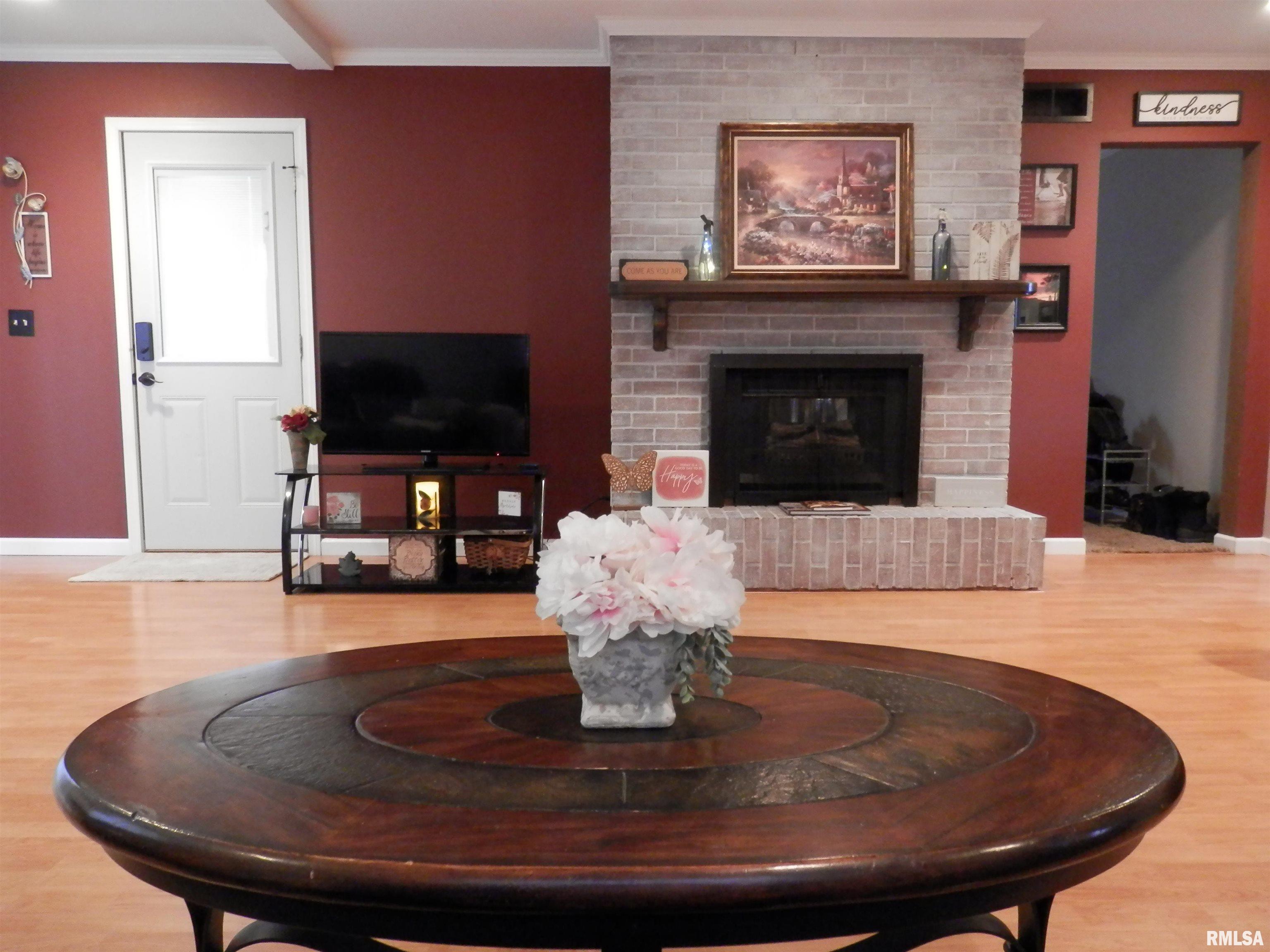 124 Henderson Road Knoxville, IL 61448 - Photo 24 of 79 Gallery Image 24