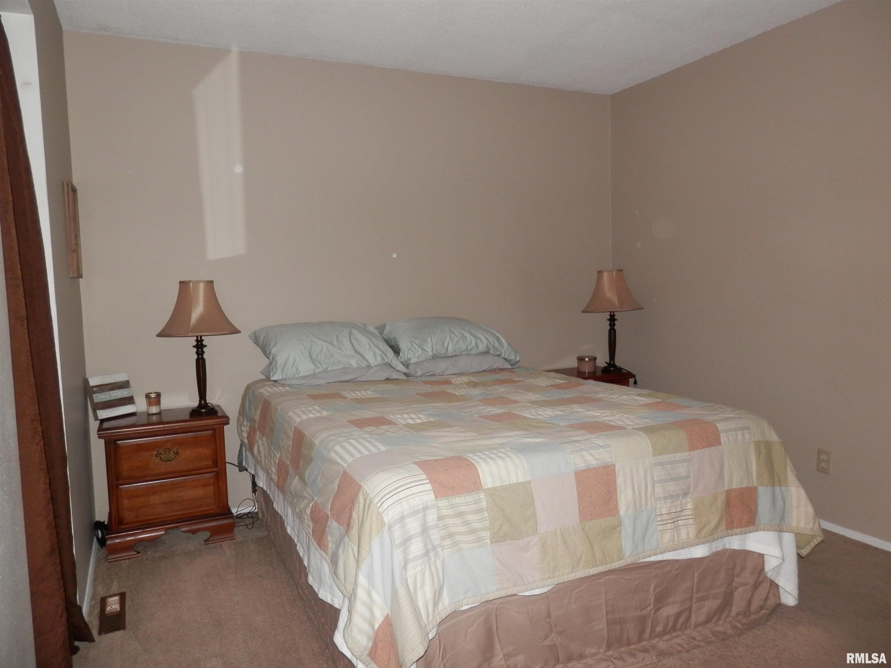 124 Henderson Road Knoxville, IL 61448 - Photo 53 of 79 Gallery Image 53