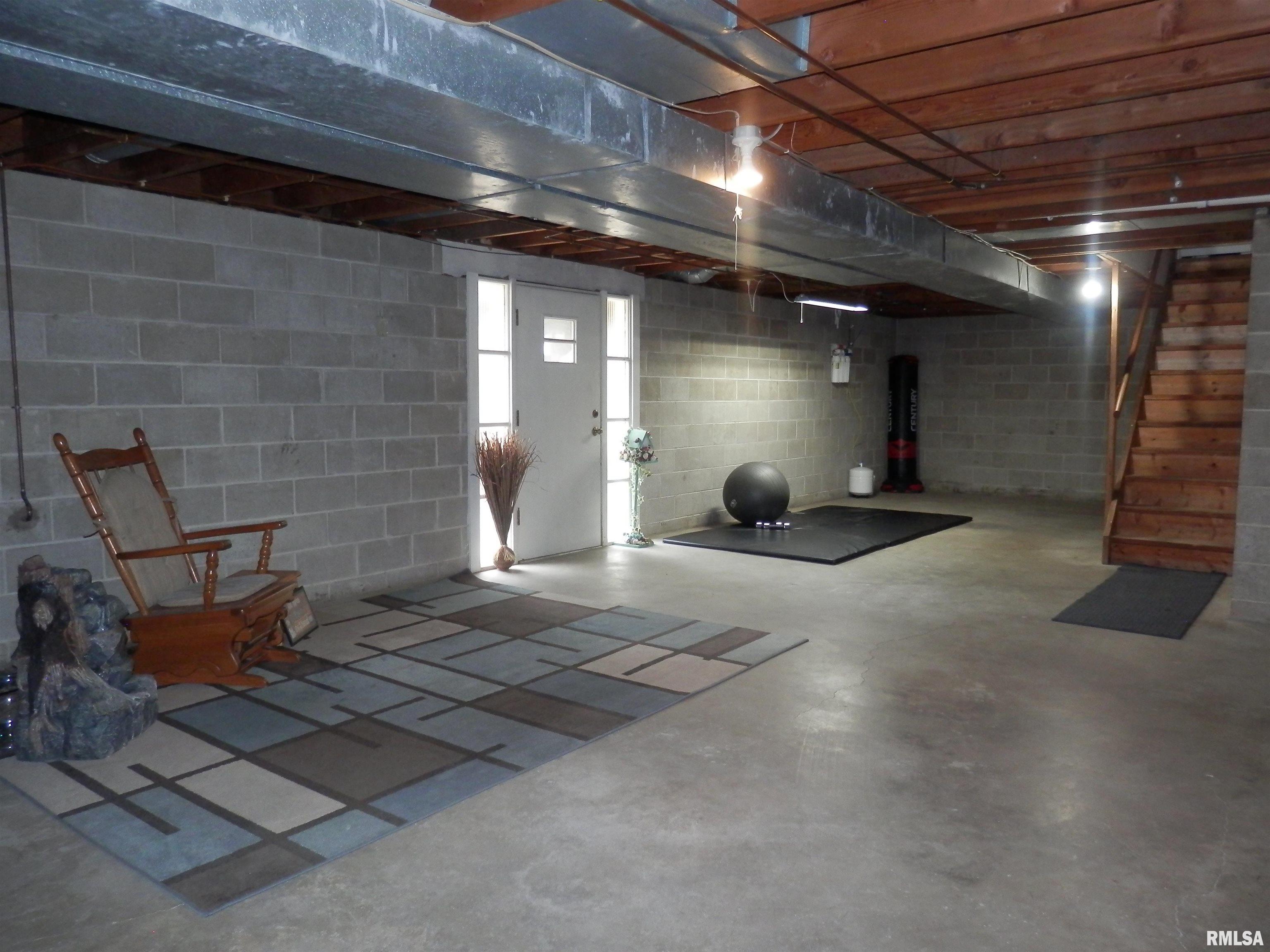 124 Henderson Road Knoxville, IL 61448 - Photo 67 of 79 Gallery Image 67