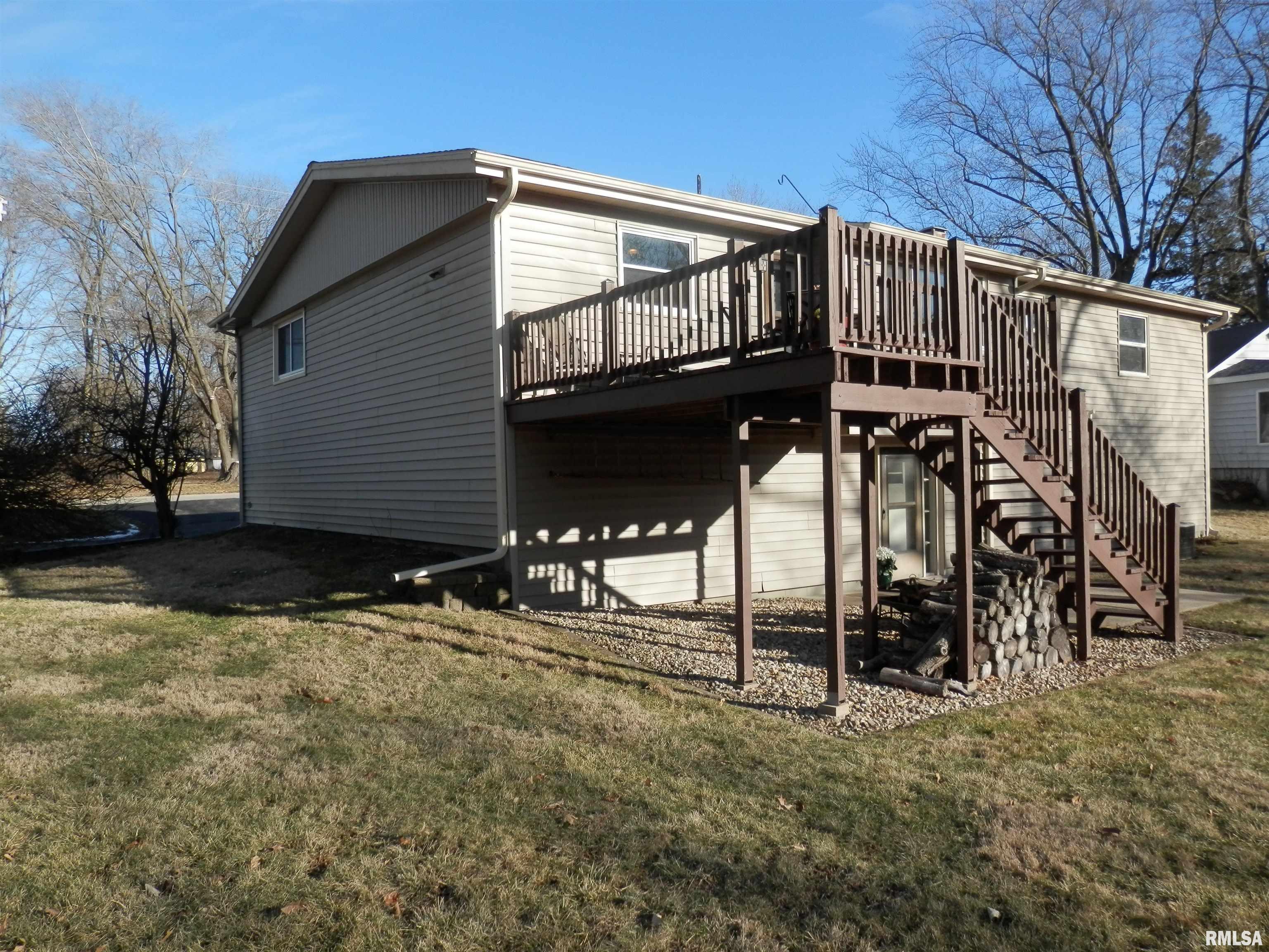 124 Henderson Road Knoxville, IL 61448 - Photo 8 of 79 Gallery Image 8
