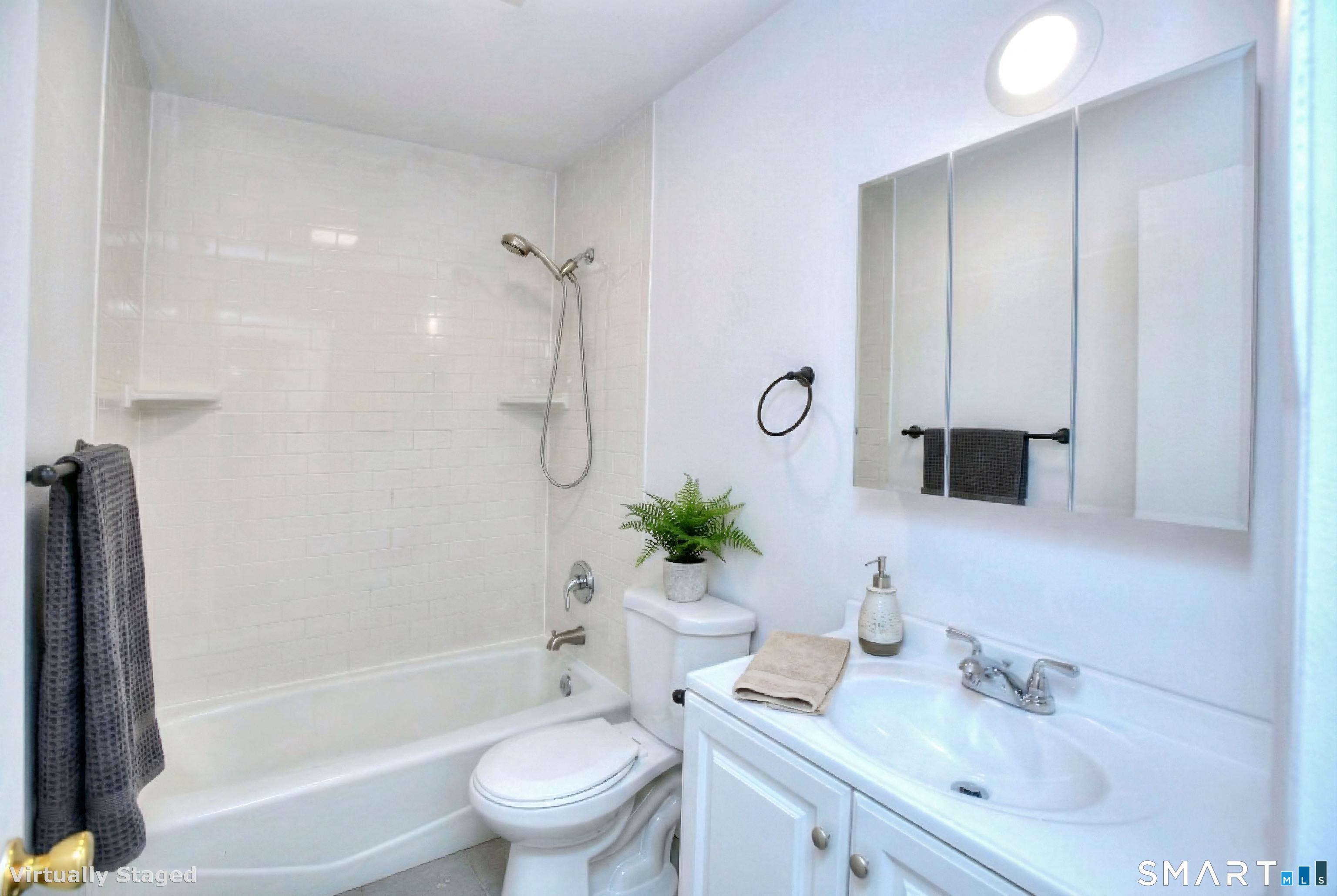 638 Cove Road, Unit 3 Stamford, CT 06902 - Photo 25 of 29