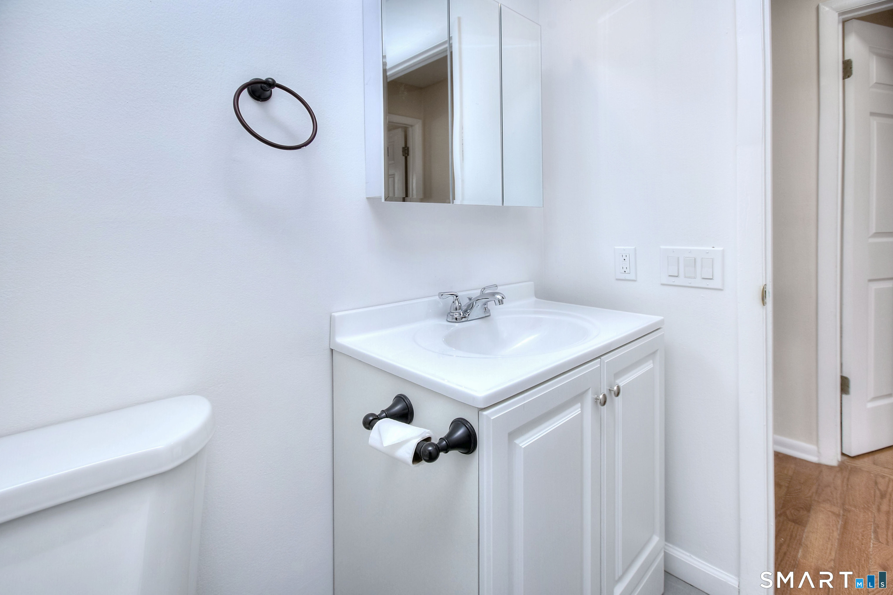 638 Cove Road, Unit 3 Stamford, CT 06902 - Photo 26 of 29