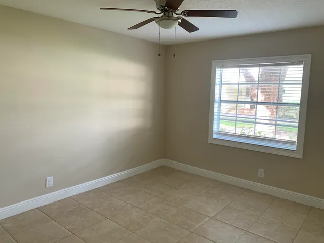 $245,000 | 708 Southeast 2nd Avenue, Unit 324, Deerfield Beach, FL 33441