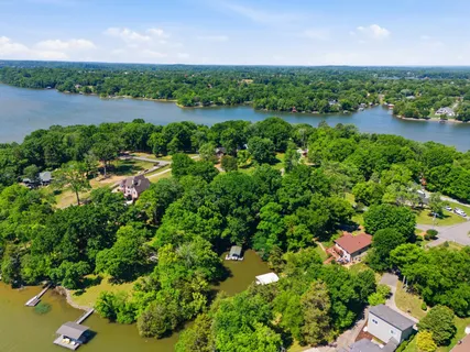$989,900 | 224 Sunset Island Trail, Gallatin, TN 37066