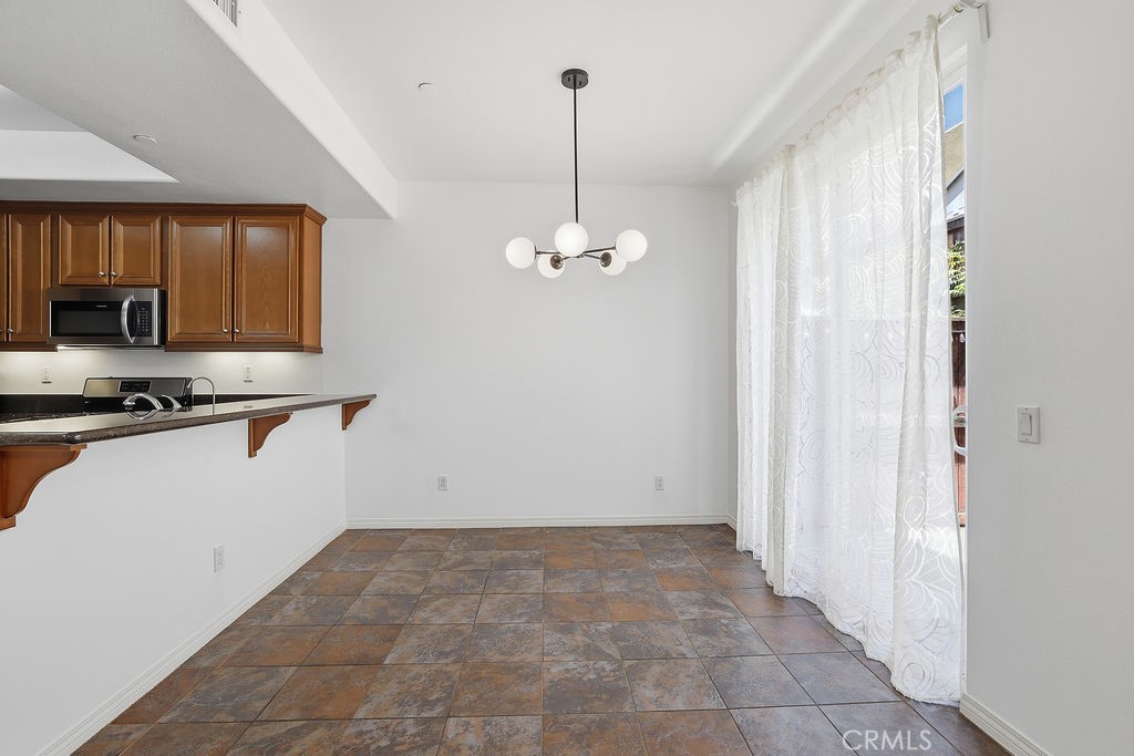 11370 Dream Pacoima, CA 91331 - Photo 7 of 55