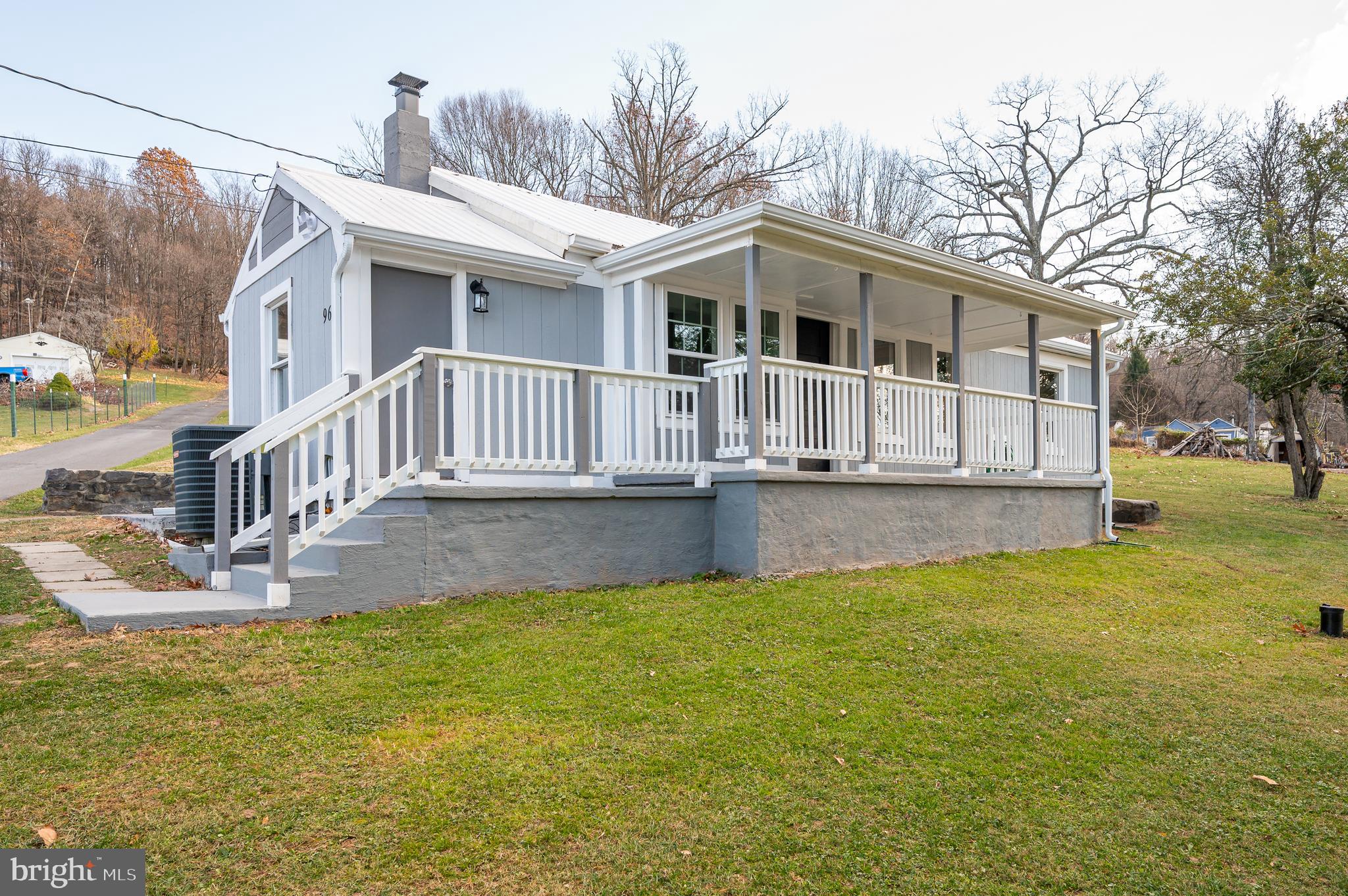 962 Hostler Road Harpers Ferry, WV 25425 - Photo 5 of 60 Gallery Image 5