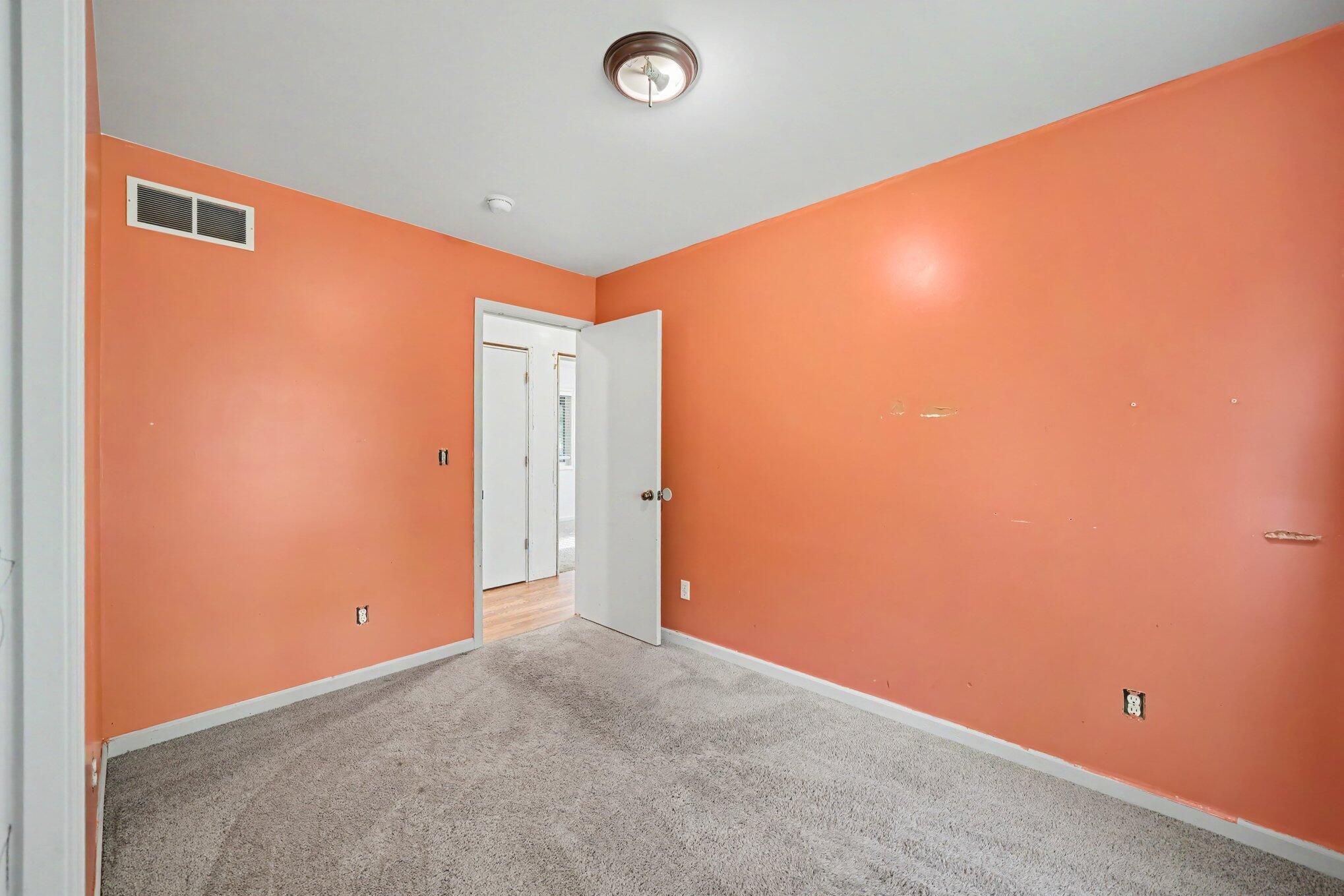 759 Sheridan Road St. Joseph, MI 49085 - Photo 13 of 26 013_file_9731