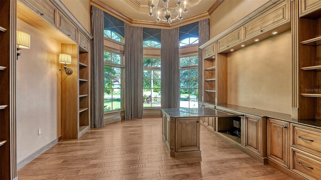 3218 Signet Court Sarasota, FL 34240 - Photo 32 of 82