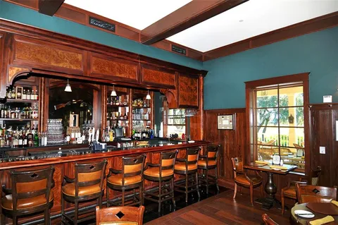 $3,395,000 | 3218 Signet Court, Sarasota, FL 34240