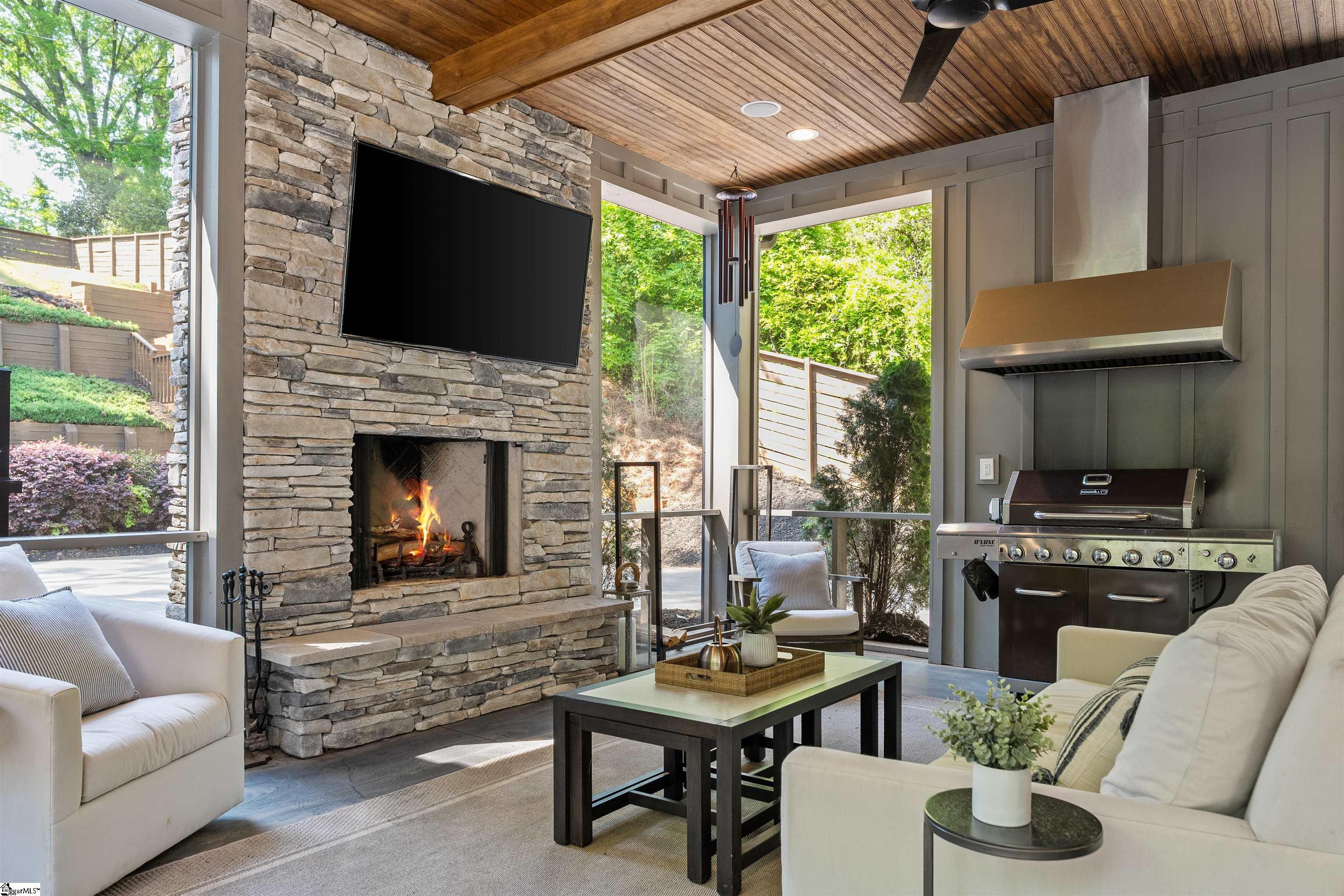 715 Bennett Street Greenville, SC 29609 - Photo 33 of 50