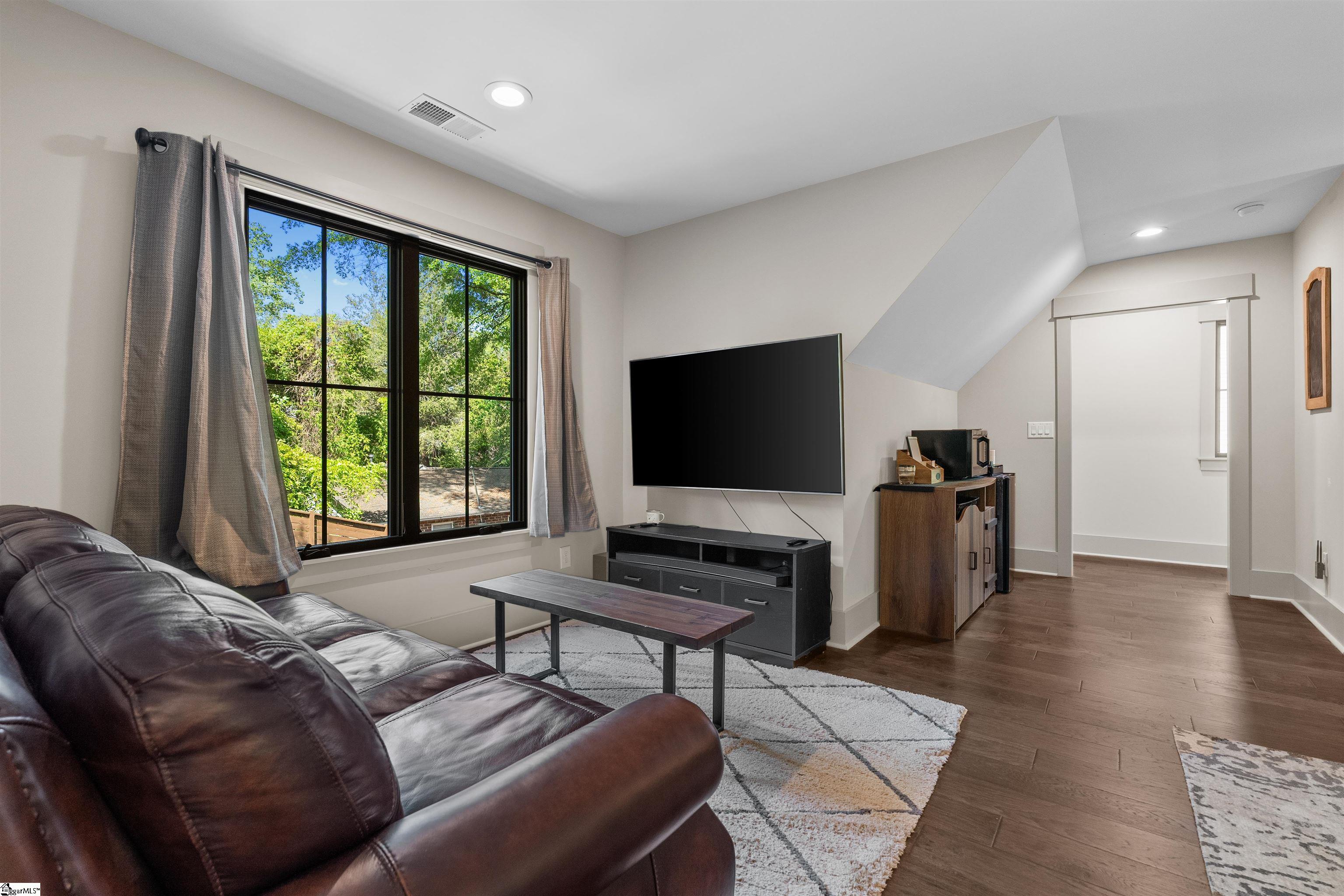 715 Bennett Street Greenville, SC 29609 - Photo 39 of 50