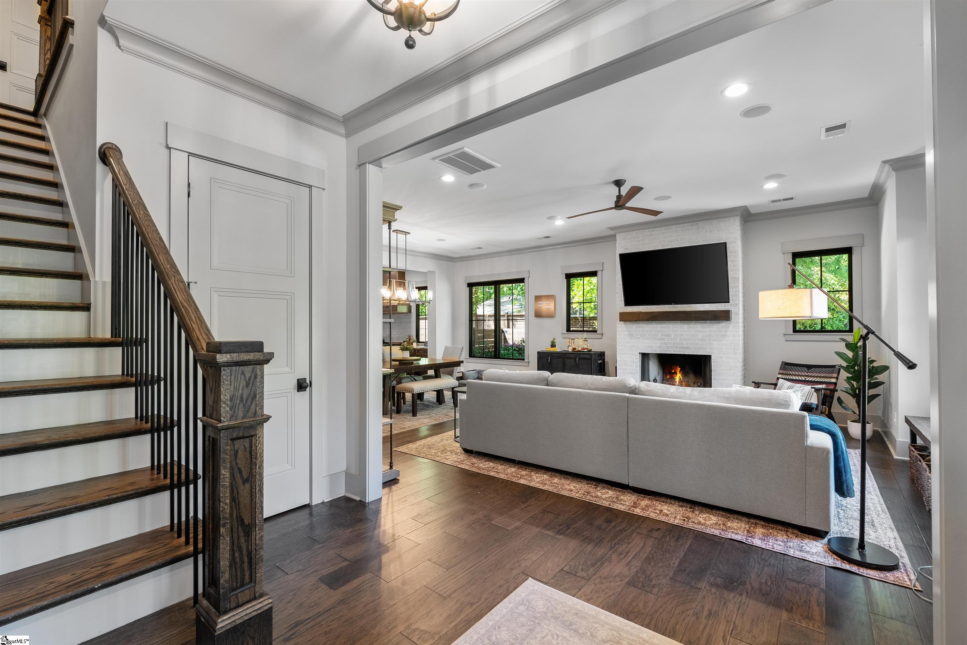 715 Bennett Street Greenville, SC 29609 - Photo 4 of 50