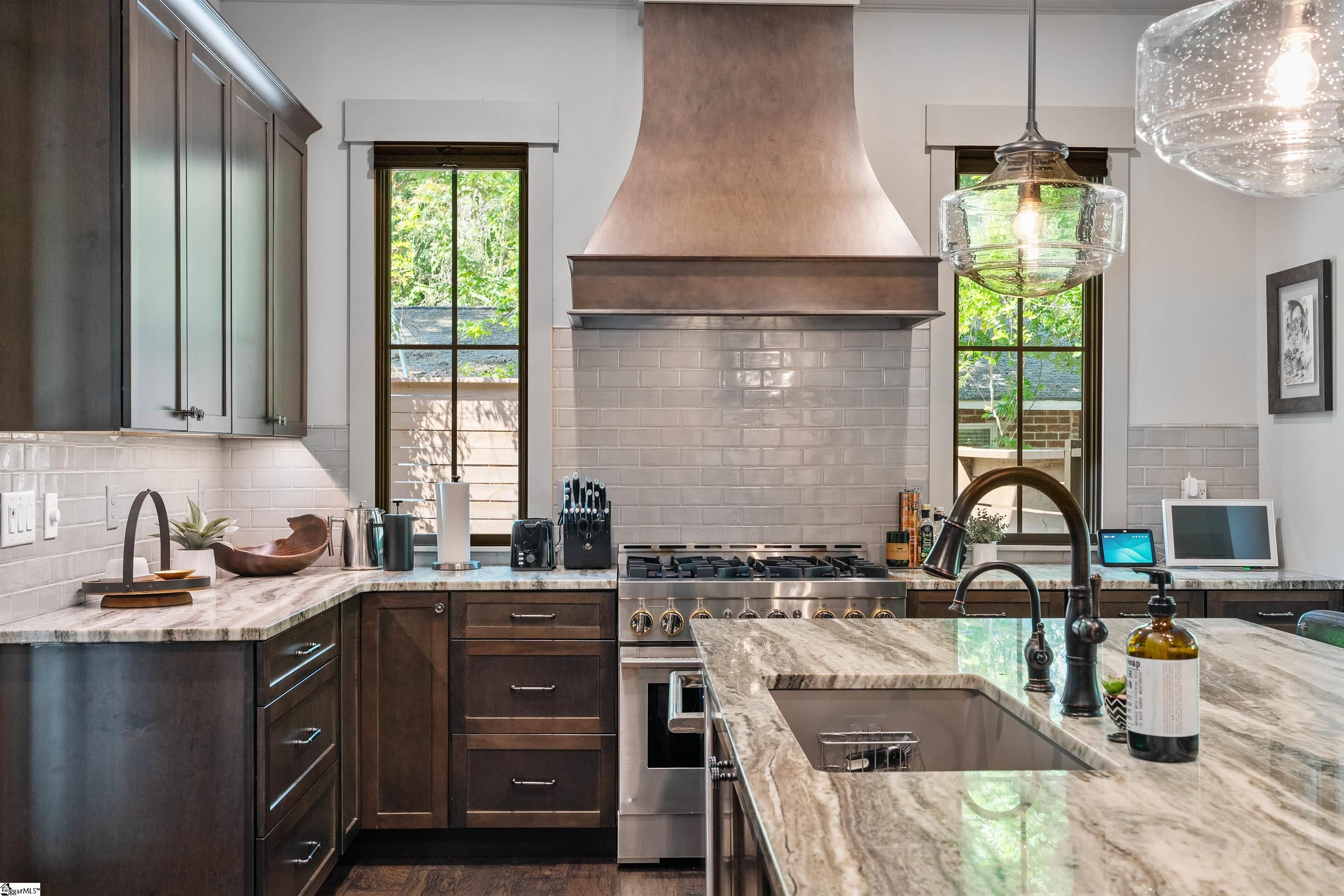 715 Bennett Street Greenville, SC 29609 - Photo 9 of 50