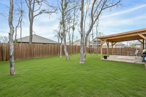$360,000 | 505 Lucas Lane, Lavon, TX 75166