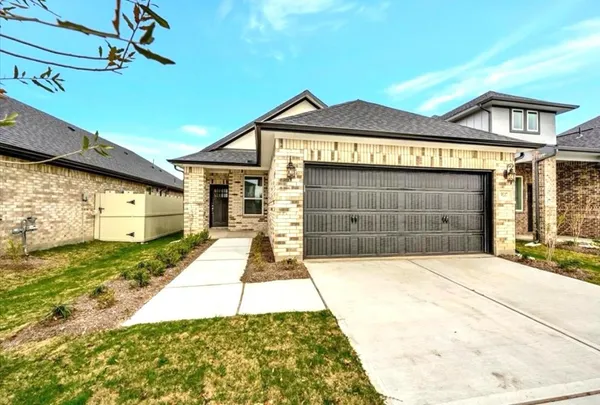 $2,300 | 9537 Sugar Berry Drive, Conroe, TX 77385