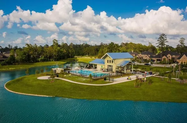 $2,300 | 9537 Sugar Berry Drive, Conroe, TX 77385