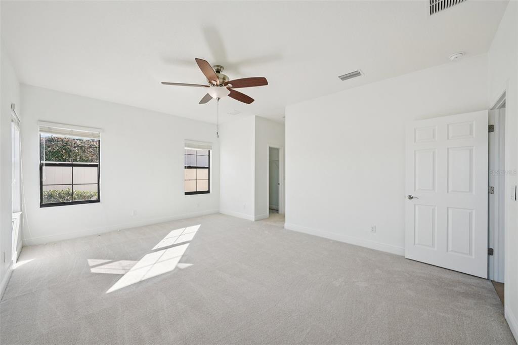 32451 Natural Bridge Road Wesley Chapel, FL 33543 - Photo 15 of 48