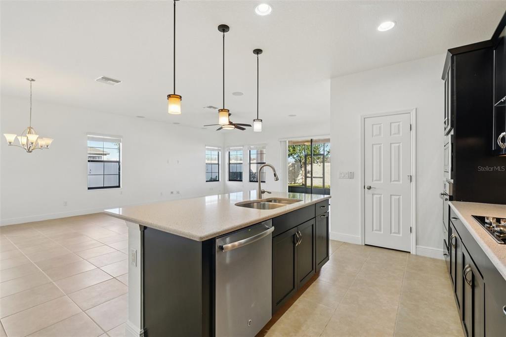 32451 Natural Bridge Road Wesley Chapel, FL 33543 - Photo 10 of 48