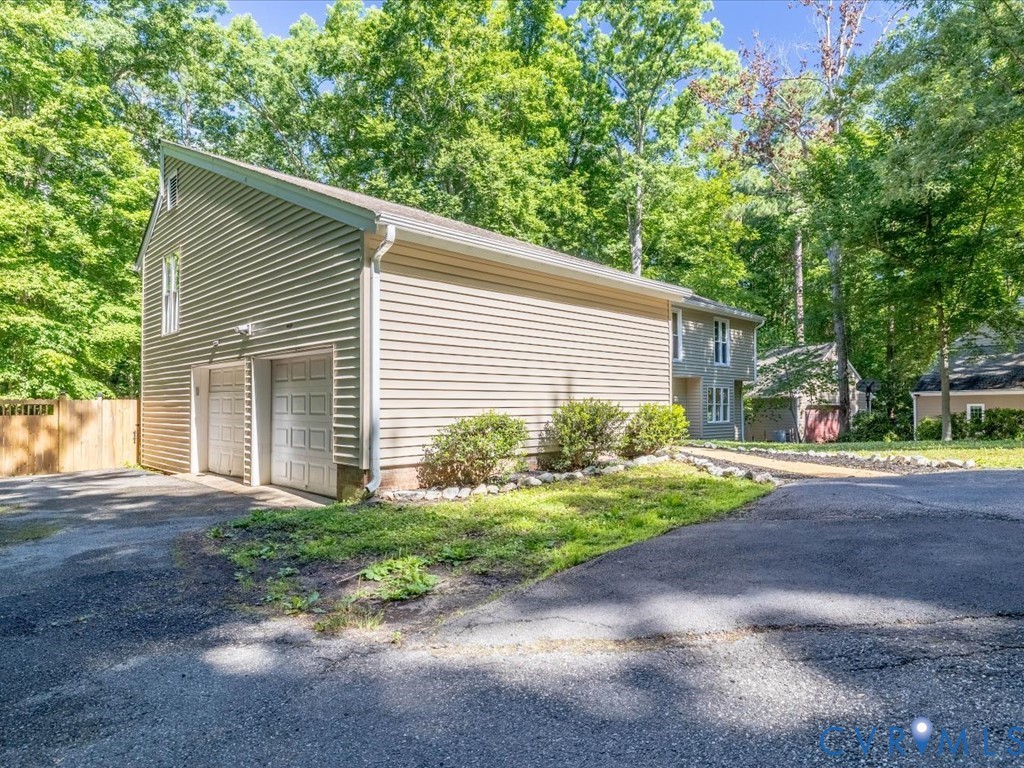 4113 Poplar Grove Road Midlothian, VA 23112 - Photo 3 of 35