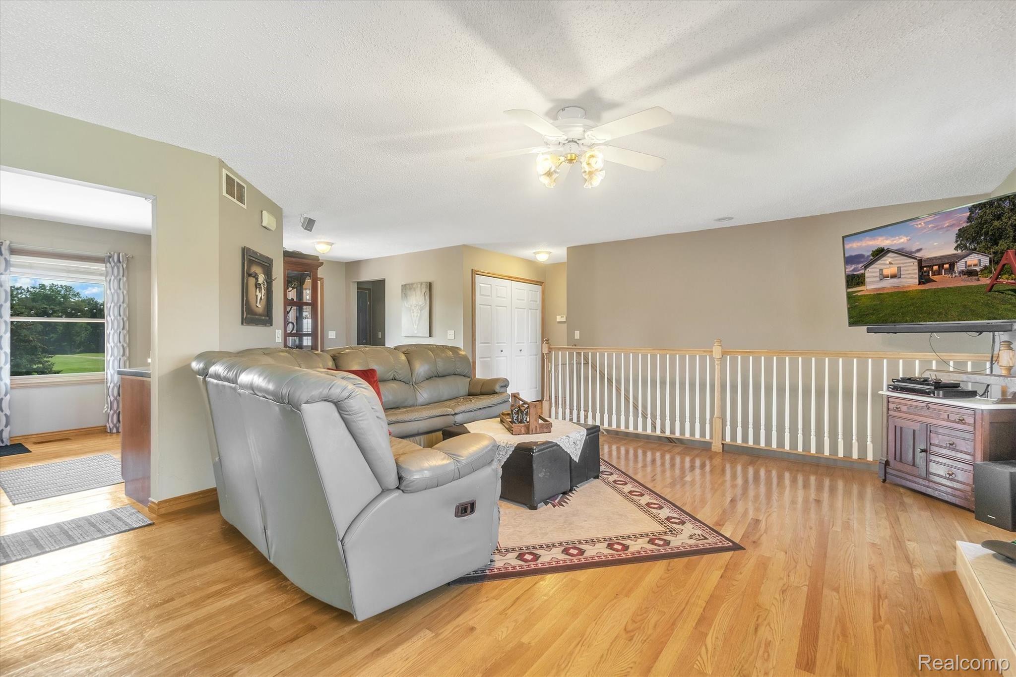14458 Pierce Road Byron, MI 48418 - Photo 9 of 61 08-14458 Pierce Rd-Windowstill-Real-Estate-Photography-8.jpg