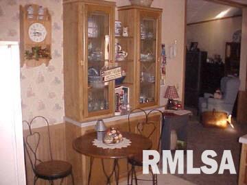 1279 Davis Road West Frankfort, IL 62896 - Photo 3 of 6