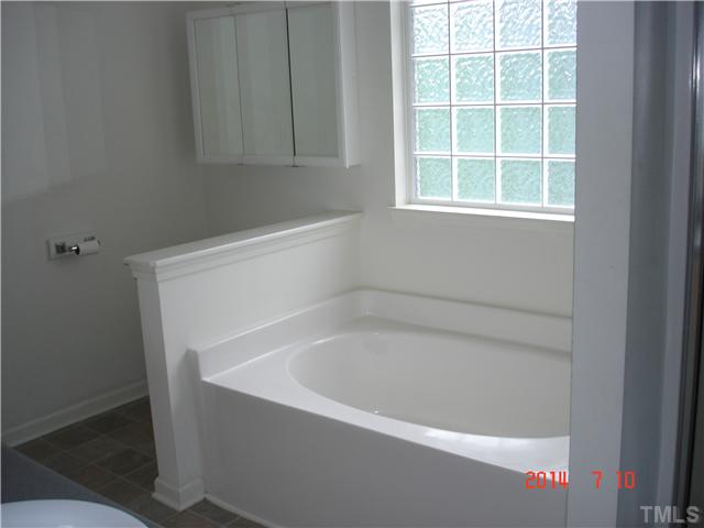 625 Hanson Road Durham, NC 27713 - Photo 7 of 12 Gallery Image 7