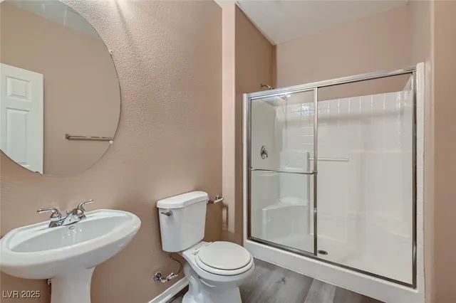 $2,639 | 7198 Clear Range Avenue, Las Vegas, NV 89178