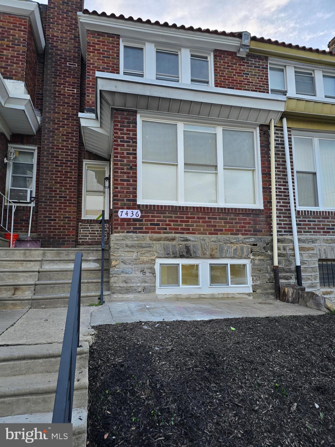 7436 Beverly Road Philadelphia, PA 19138 - Photo 3 of 33 Gallery Image 3