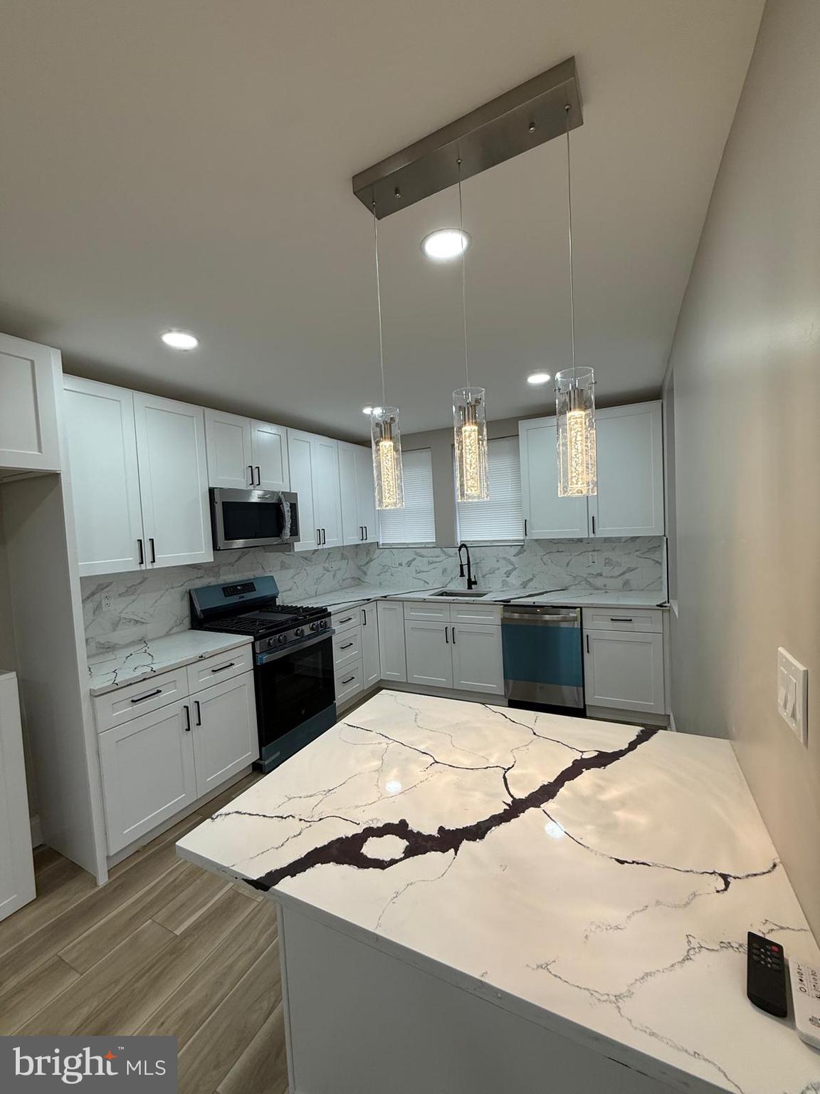 7436 Beverly Road Philadelphia, PA 19138 - Photo 7 of 33 Gallery Image 7