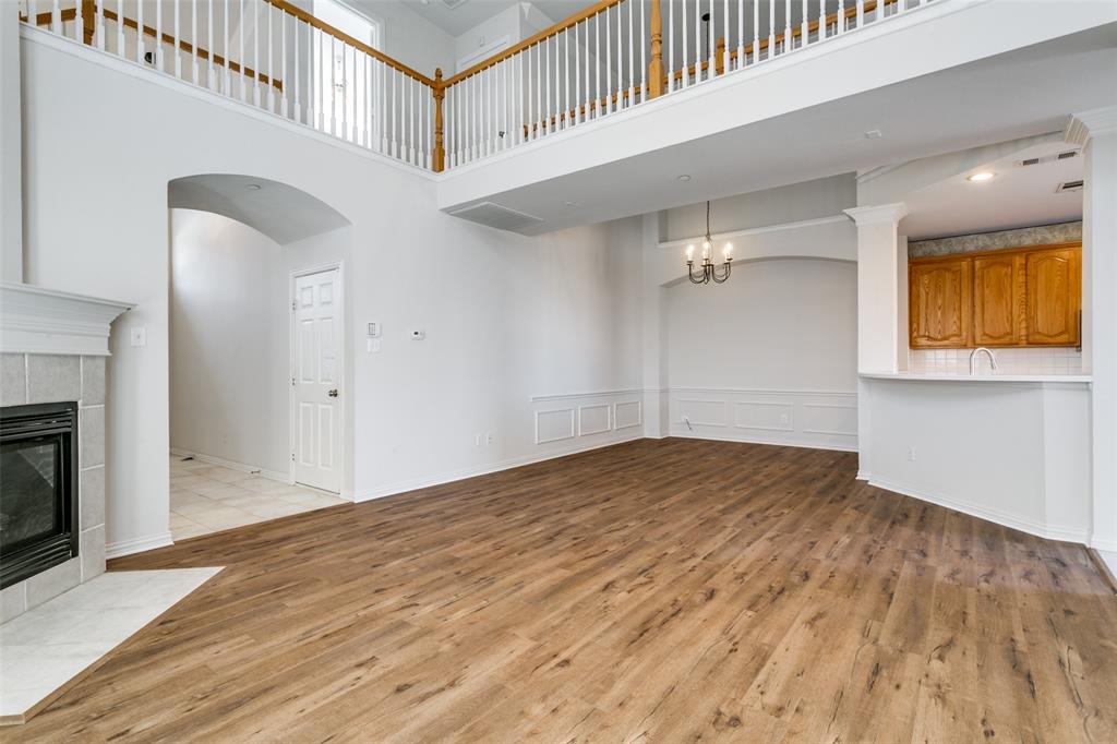 511 Poplar Lane Irving, TX 75063 - Photo 7 of 30