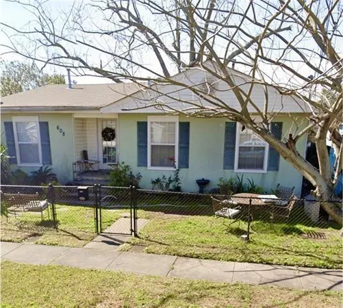 $1,550 | 604 Houma Boulevard, Metairie, LA 70001