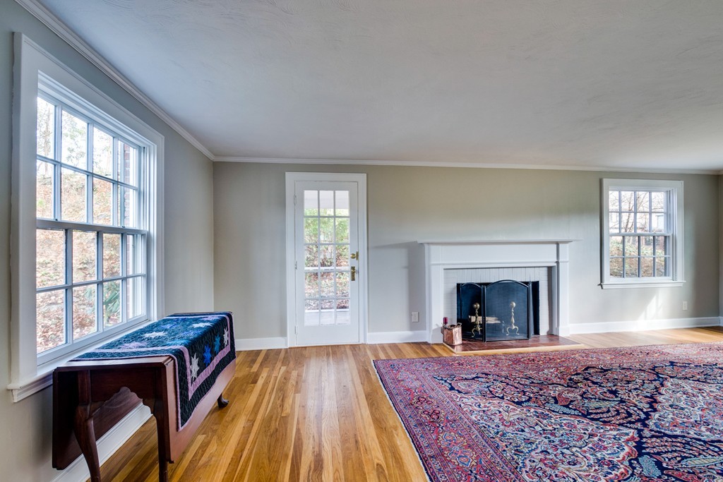 80 Alderwood Road Newton, MA 02459 - Photo 6 of 28 Gallery Image 6