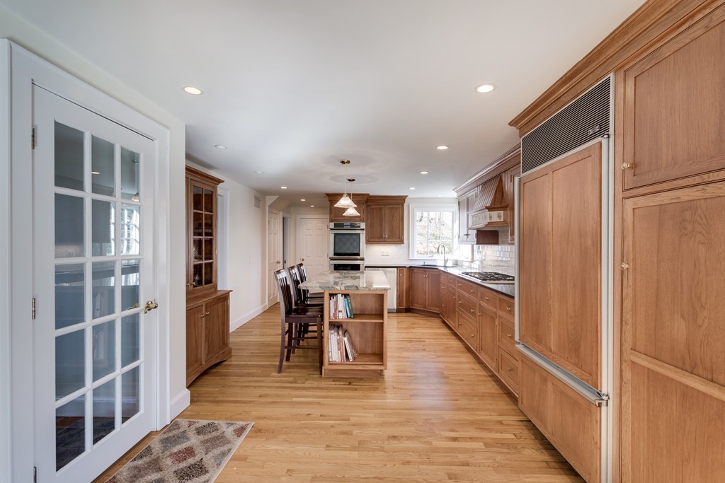 80 Alderwood Road Newton, MA 02459 - Photo 9 of 28 Gallery Image 9